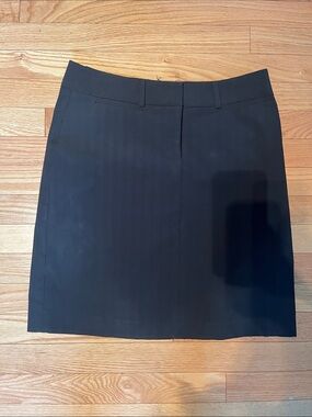 Tailored Black Women's Pencil Skirt